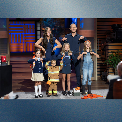 Warrior Kid Medic Multi-Tool with Quick Draw Case – Multi-Use Triangular Bandage First Aid Bandage Emergency Care